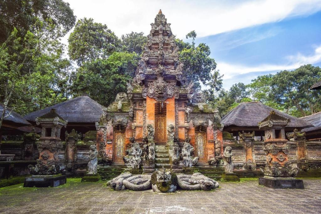 Casa Ganesha Hotel Ubud Exterior photo