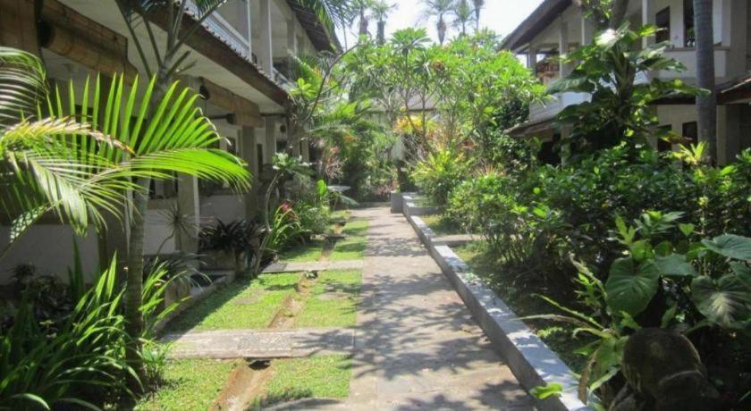 Casa Ganesha Hotel Ubud Exterior photo