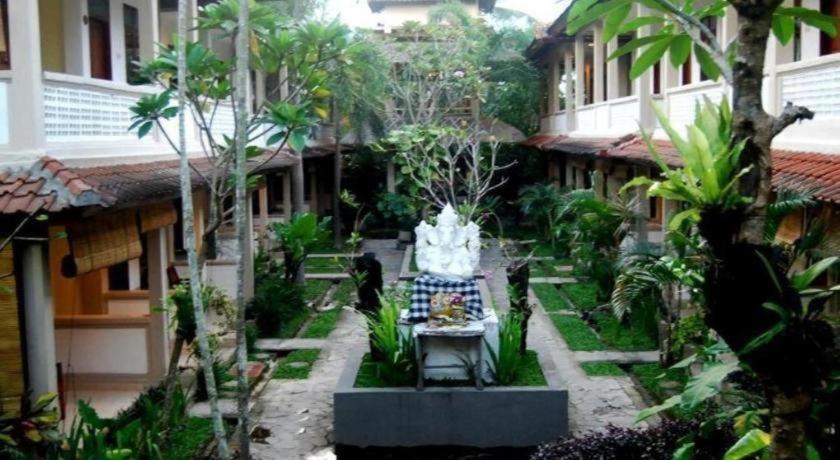 Casa Ganesha Hotel Ubud Exterior photo